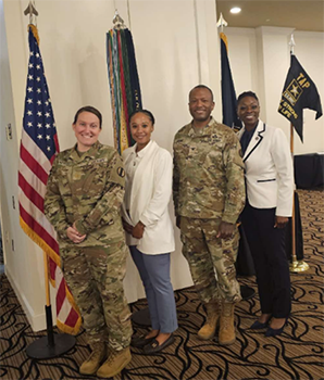 MAJ Alexis Gonzales (left), Executive Officer, COL Jarrett Thomas (2nd from right), Director, Soldier For Life with LaQuyin Brock (right) and Lakisha Carter-Hyche (2nd from left), PaYS Midwest Region Marketing Analyst