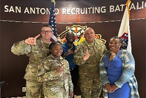 San Antonio Recruiting Battalion Leadership and Crancena Ross