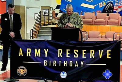 Chief of the Army Reserve LTG Robert D. Harter Leads the USAR Birthday observance at USARC Headquarters Chief of the Army Reserve LTG Robert D. Harter Leads the USAR Birthday observance at USARC Headquarters